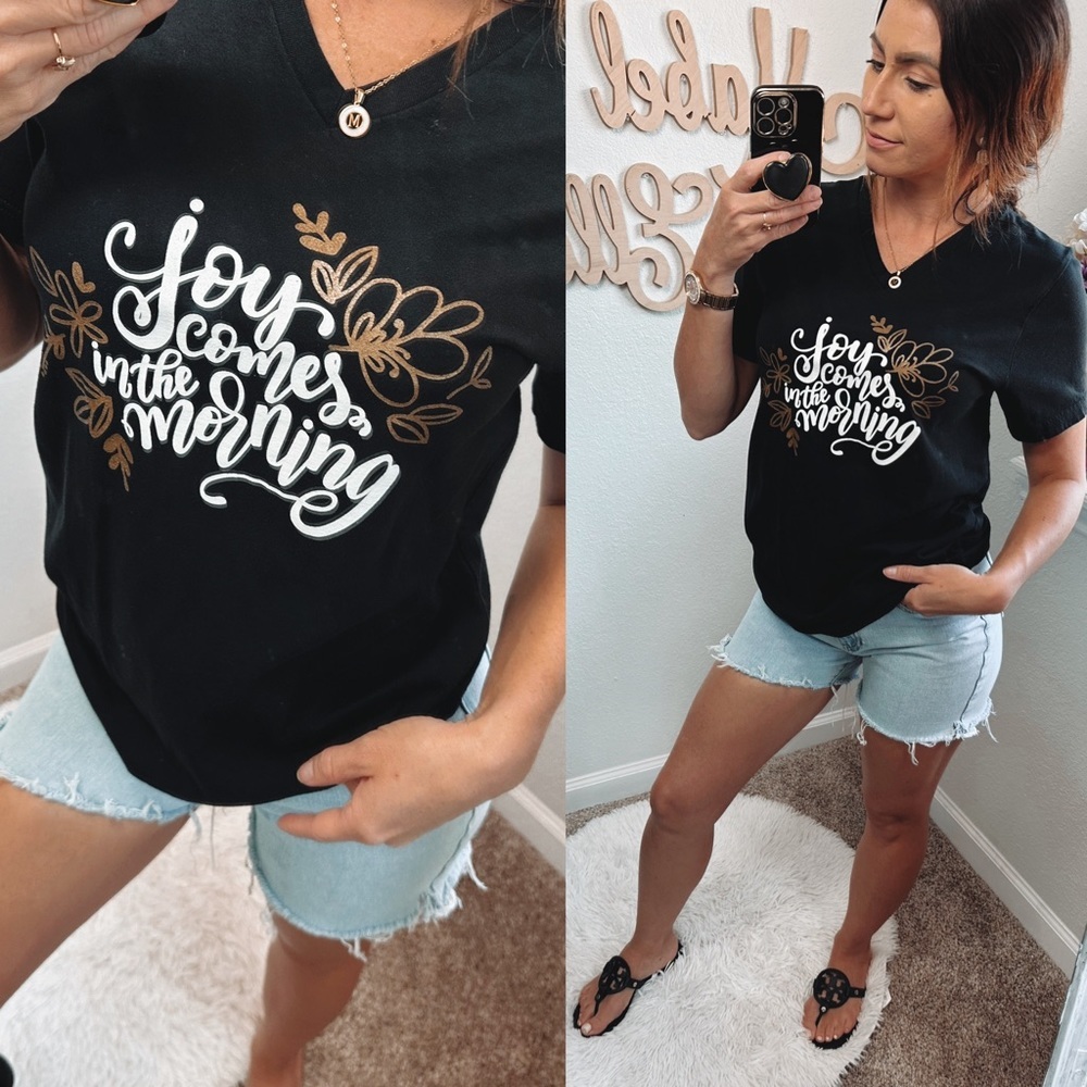 Bella-Canvas black V neck Joy top tee size medium